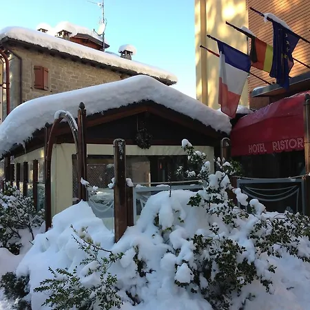 Hotel Cimone 3*