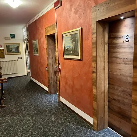 Hotel Cimone 3*
