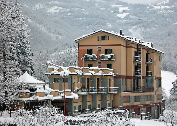 ホテル Cimone リオルナート